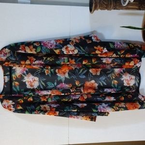 AVENUE WOMEN FLORAL KIMONO